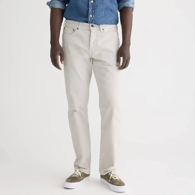 Best Selling Men's Jeans Brands770 Straight-Fit Garment-Dyed Five-Pocket Pant In Jet Grey