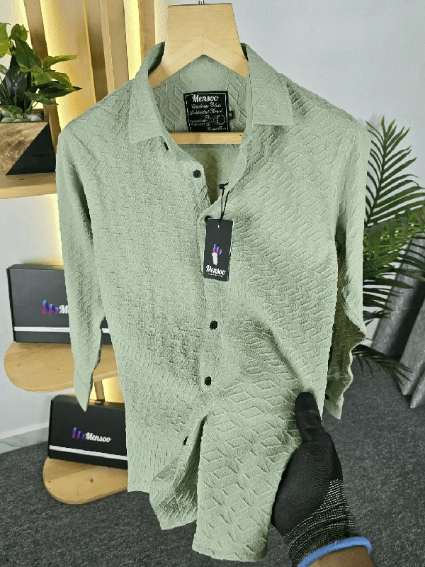 Men's Pattern-Play Shirts for a Fun TwistMensoo Special Edition Shirt Green