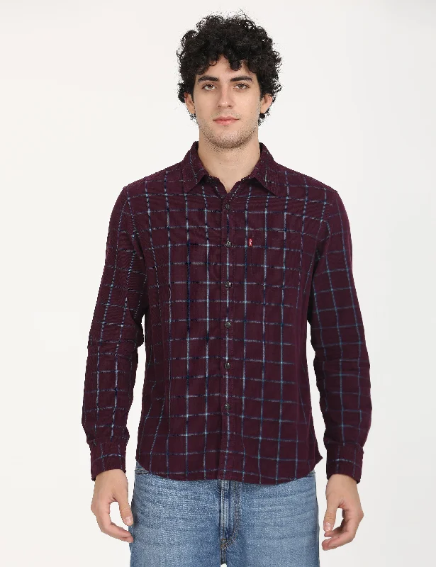 Men's Designer Shirts for a Statement PieceMen's Checkered Spread Collar Shirt