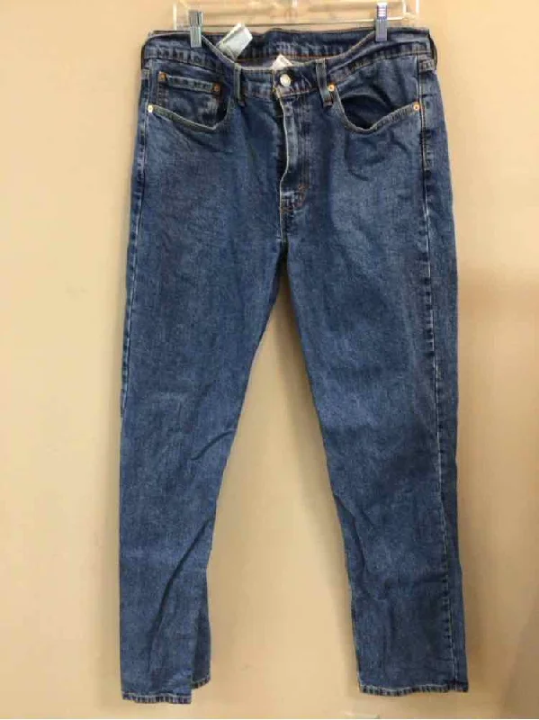 Men's Pants with Slant PocketsSIZE 35 LEVI'S Men's PANTS