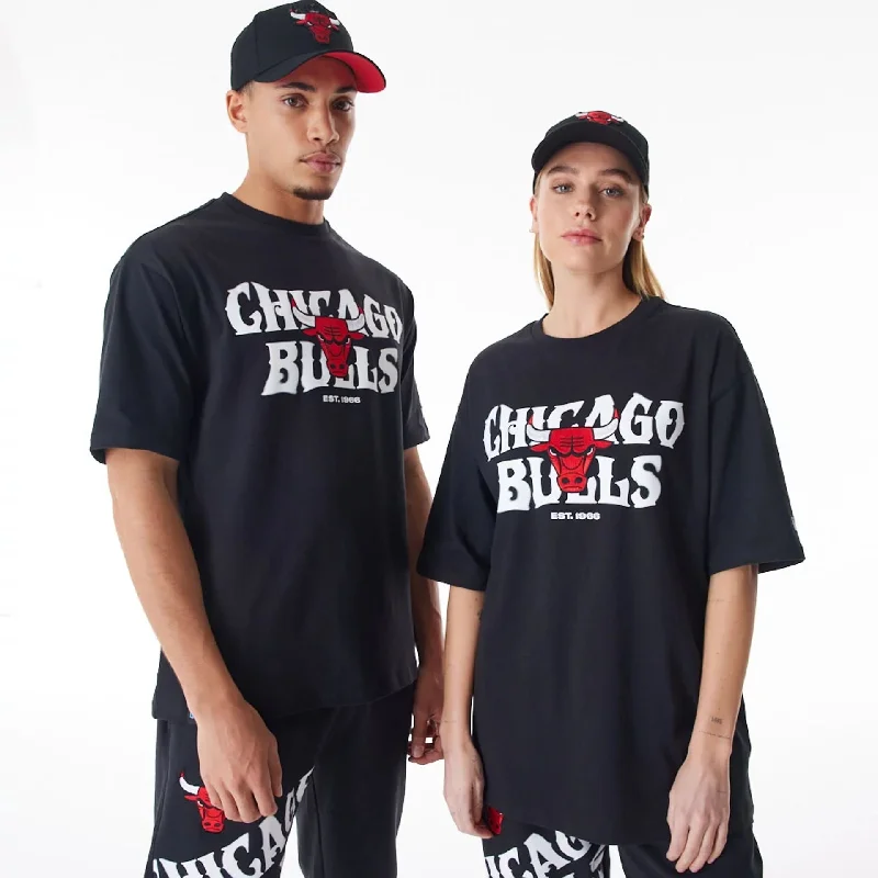 Stylish Men's HenleysChicago Bulls NBA Graphic Black Oversized T-Shirt