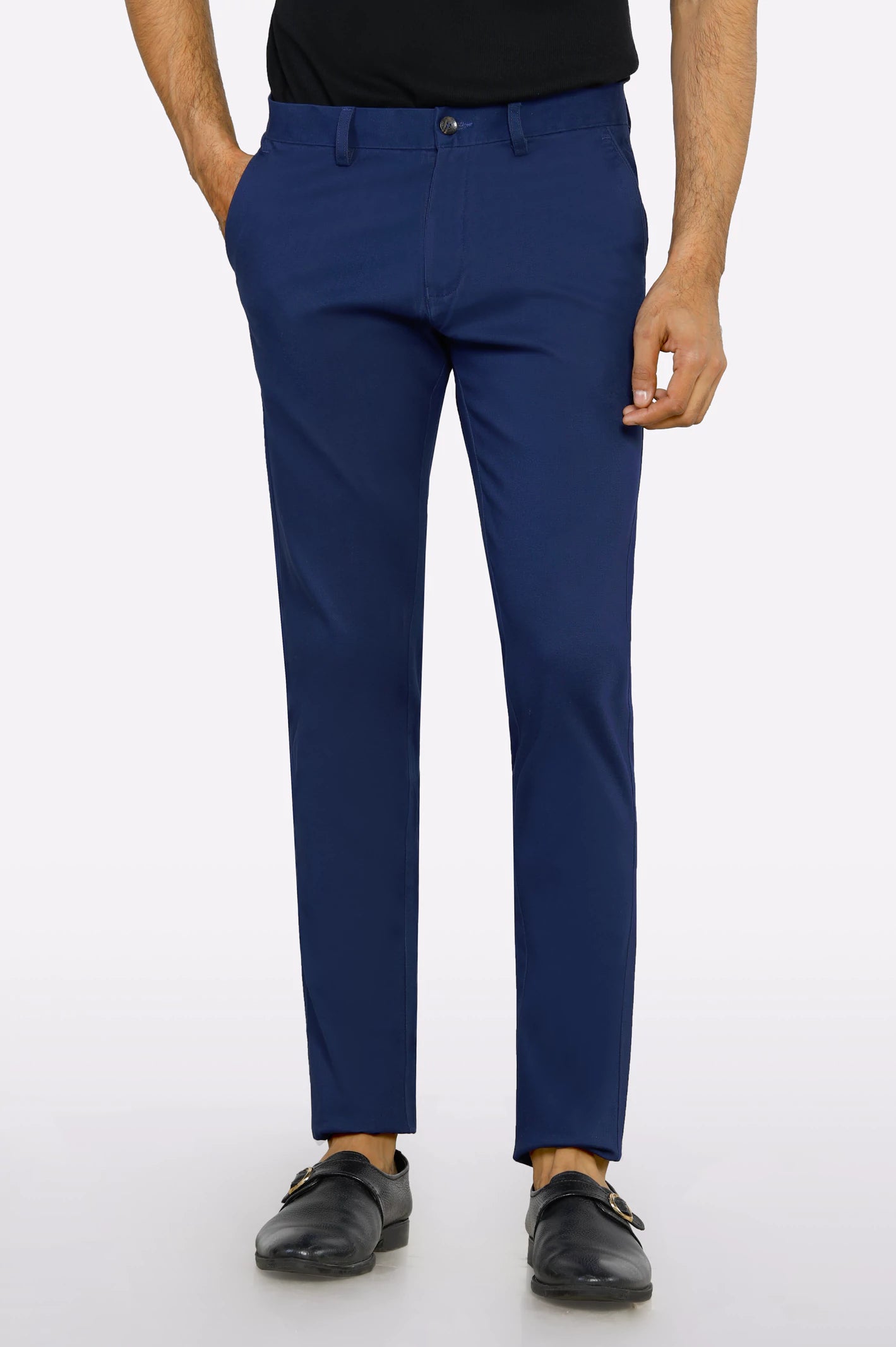 Men's Pants with Ripped and Distressed DetailsNavy Smart Fit Cotton Chino