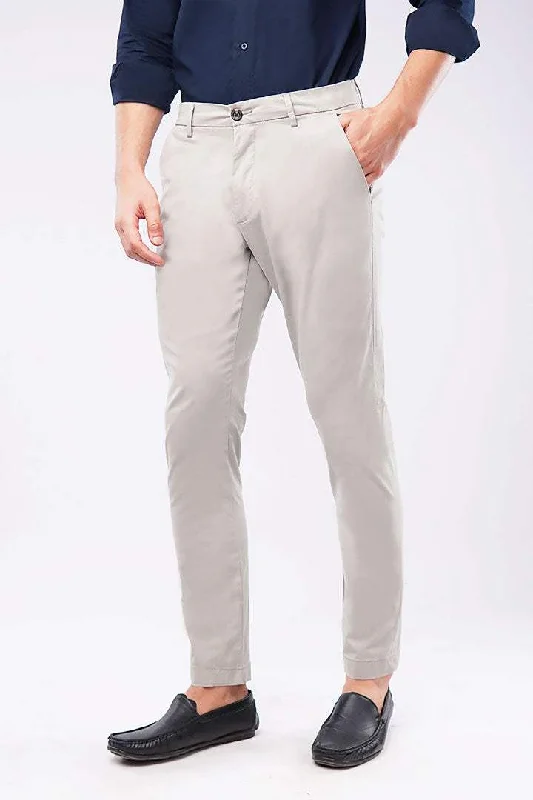 Men's Straight-Leg Jeans for a Classic FitSlim Fit Chinos - Off White