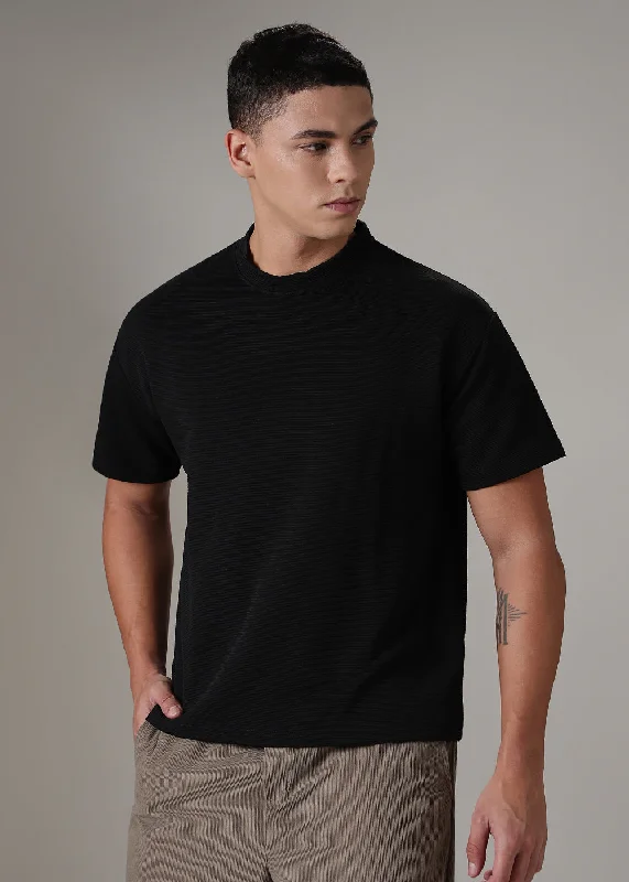 Men's Shirts with Double-Breasted DesignsOversized Black Textured T-shirt