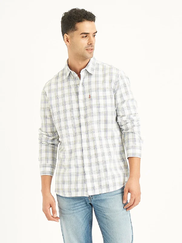 Men's Pocket T-Shirts for Added FunctionalityMen's Checkered Spread Collar Shirt
