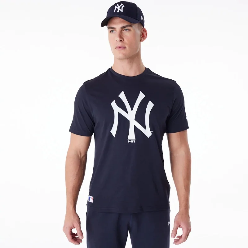 Solid-Colored Men's ShirtsNew York Yankees MLB Regular Navy T-Shirt
