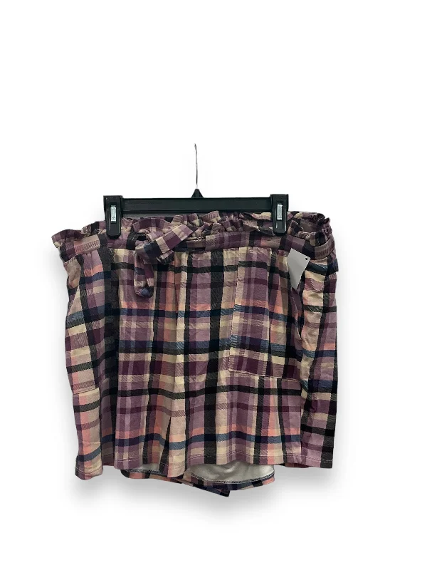 Men's Custom-Fit Pants for a Personalized TouchShorts By Torrid  Size: 1x
