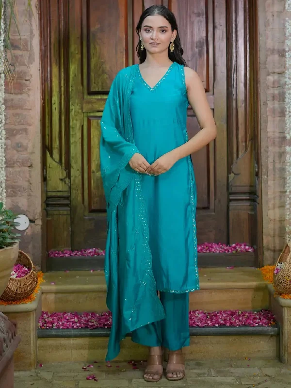 Green Solid Silk Blend Straight Suit With Dupatta