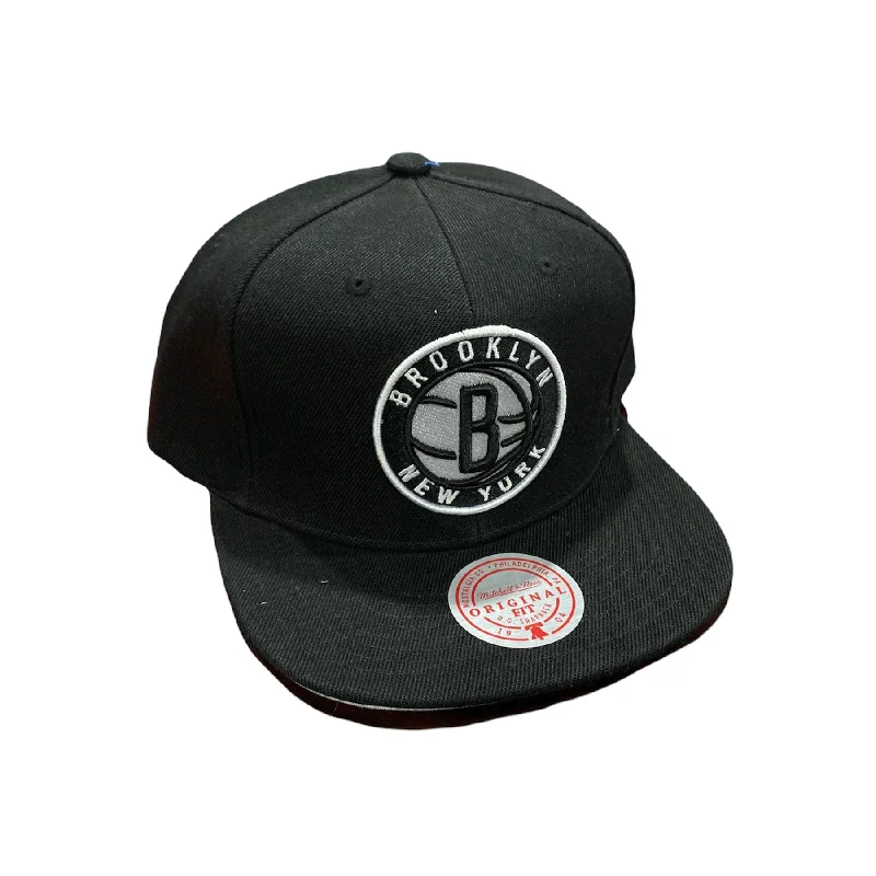 Oversized Bucket HatsMitchell & Ness Nba Brooklyn Nets Core Basic Snapback (Black)