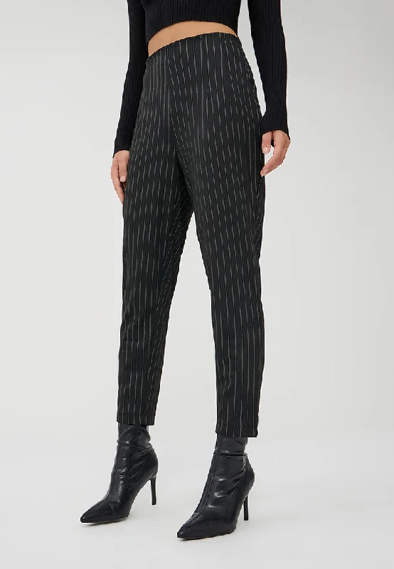 Var black