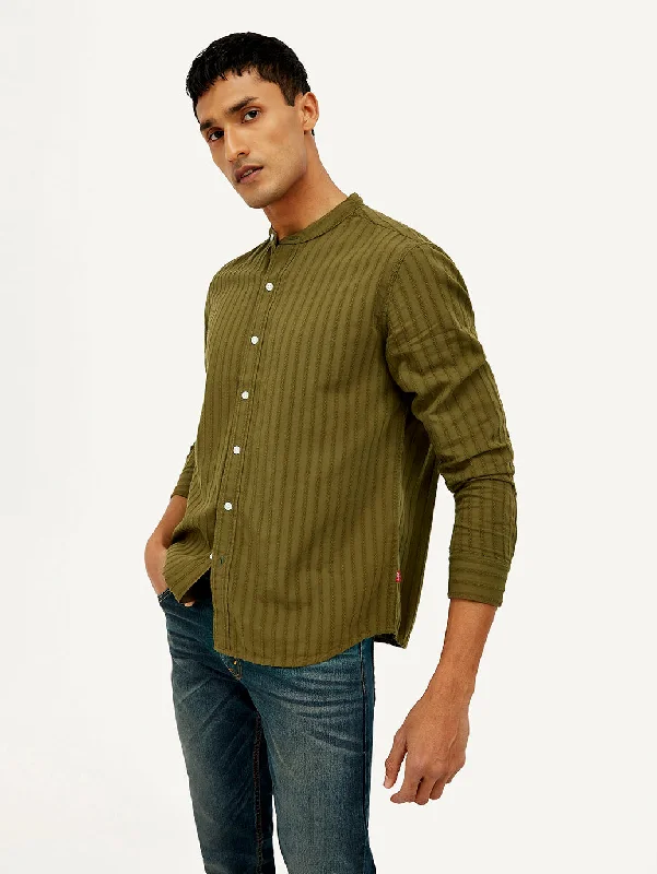 Men's Limited Edition Shirts for ExclusivityMen's Striped Slim Fit Shirt