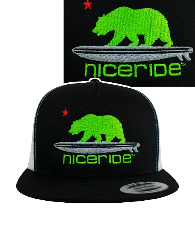 Black/White/ Green