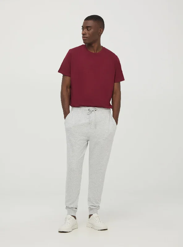 Men's Custom-Fit Pants for a Personalized TouchMan's Full-length gym pants