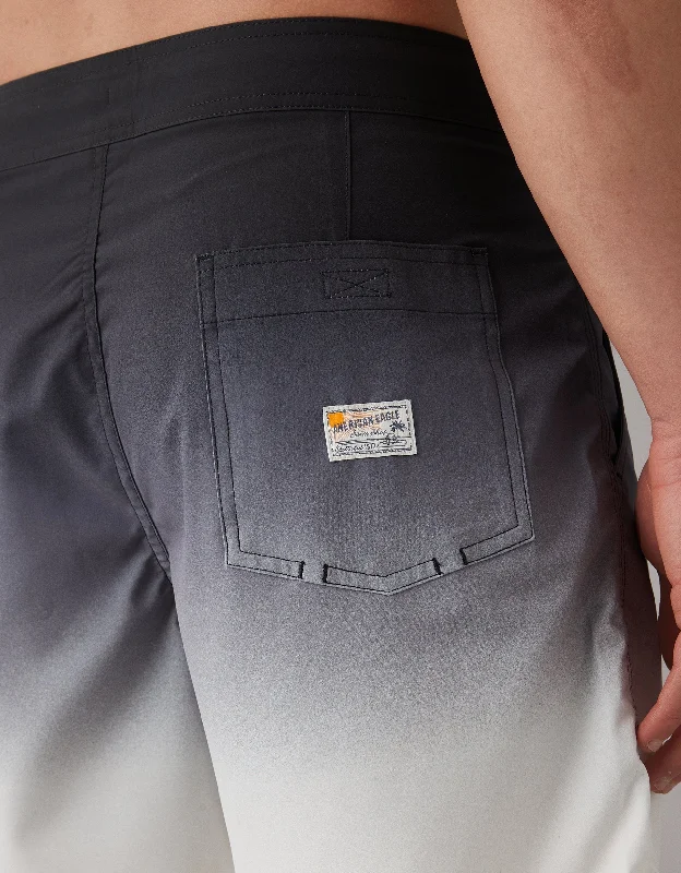Men's Pants with Hidden ButtonsAE Ombre Flex 8" Classic Board Short
