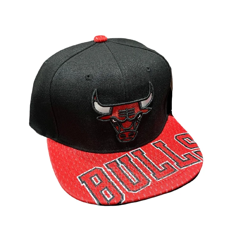Lightweight Baseball CapsMitchell & Ness Nba Chicago Bulls Snaphot Snapback (Black/Red) Lightweight Baseball CapsMitchell & Ness Nba Chicago Bulls Snaphot Snapback (Black/Red)