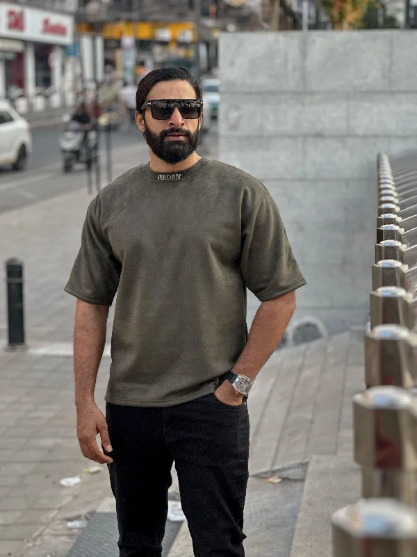 Classic Men's Button-Up ShirtsOlive Green Drop Shoulder T-shirt