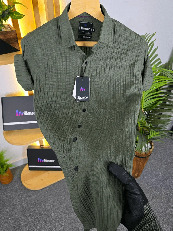 Men's Polo Shirts for Sports and Casual WearEmboss Self Lining Shirt Dark Green