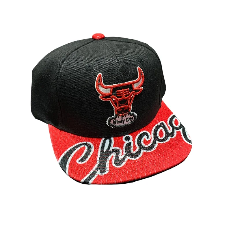 Girls' Beanie HatsMitchell & Ness Nba Chicago Bulls Windy City Snapshot Snapback (Black/Red) Girls' Beanie HatsMitchell & Ness Nba Chicago Bulls Windy City Snapshot Snapback (Black/Red)