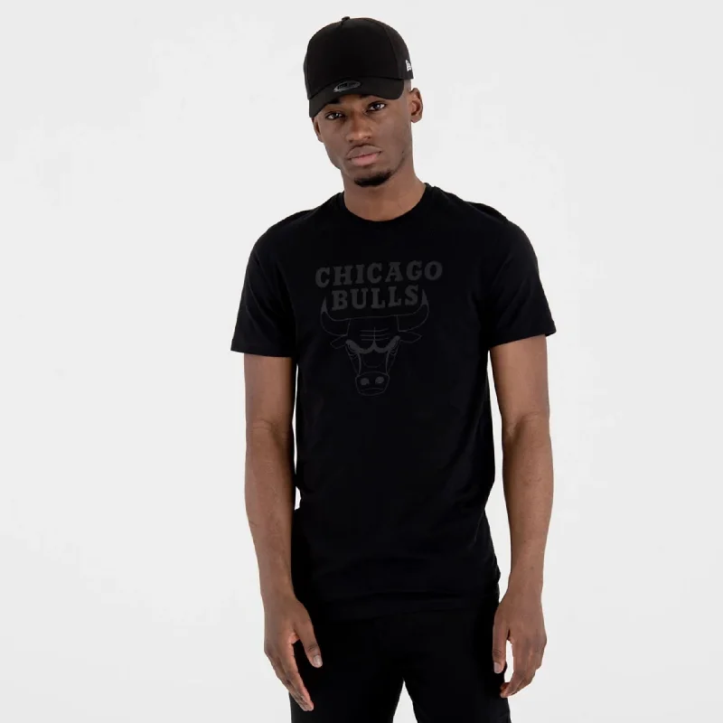 Warm Men's Fleece-Lined TopsChicago Bulls NBA Regular Black On Black T-Shirt