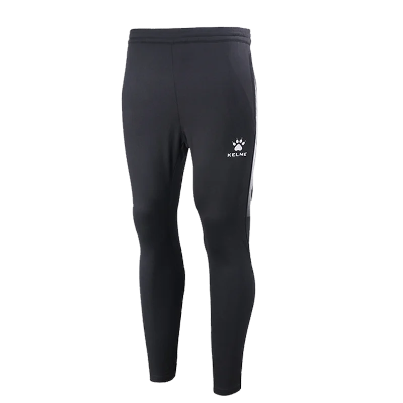 Black-3991551