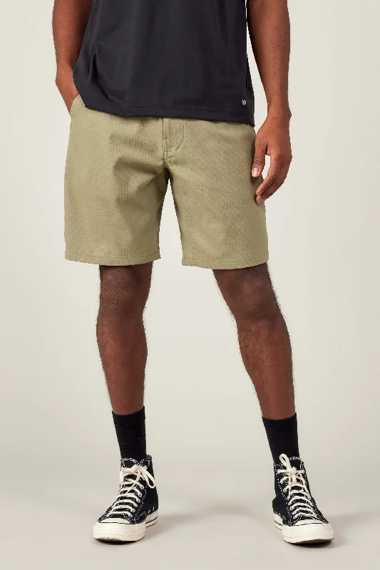 Men's Pants with Adjustable Waistbands686 Men's Everywhere Ripstop Short
