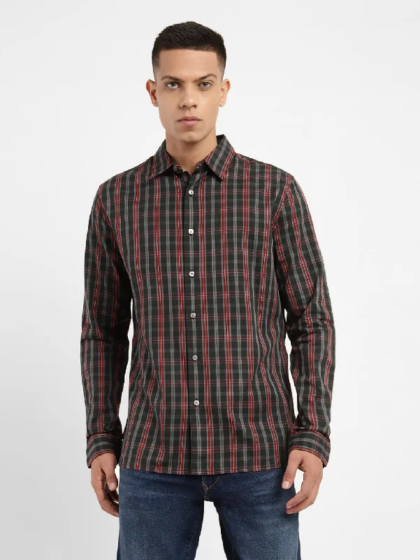 Men's Wingtip-Collar Shirts for a Classic TouchMen's Checked Slim Fit Shirt