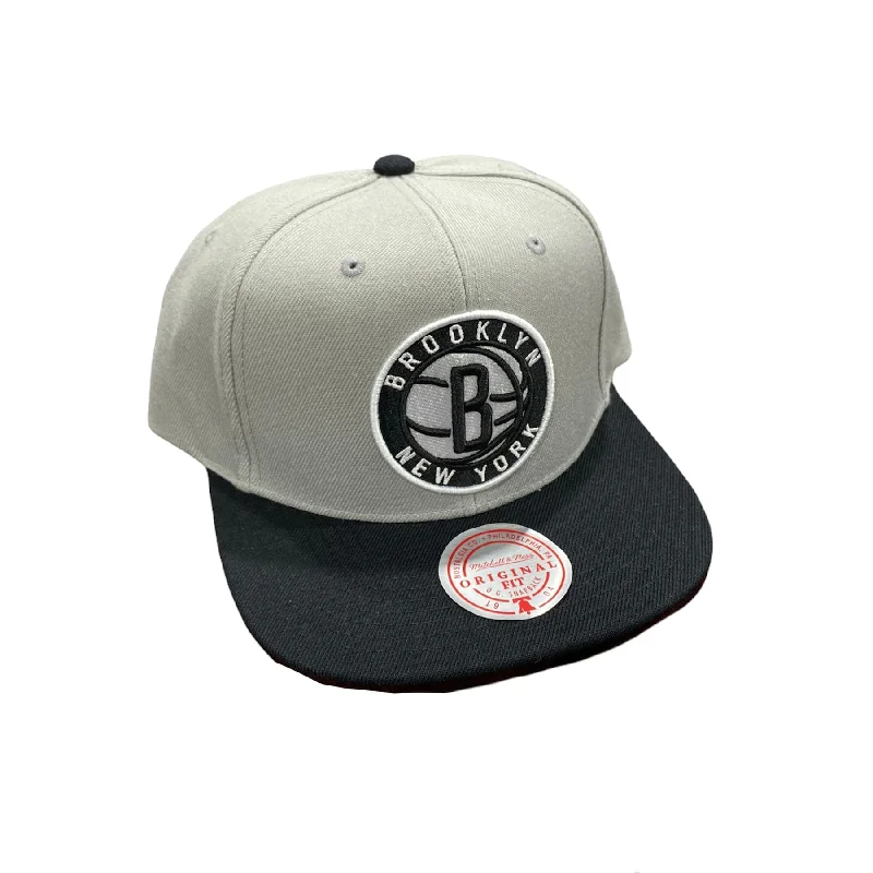 Modern Snapback CapsMitchell & Ness Nba Brooklyn Nets Core Basic Snapback (Grey/Black) Modern Snapback CapsMitchell & Ness Nba Brooklyn Nets Core Basic Snapback (Grey/Black)