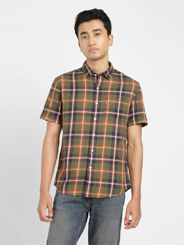 Men's Crew Neck T-Shirts for Everyday WearMen's Checkered Spread Collar Shirt