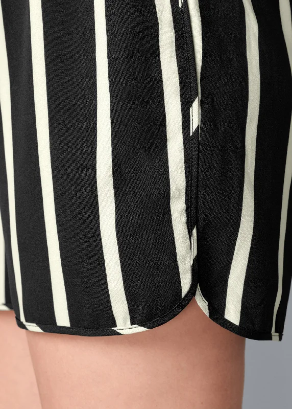 Belted stripe shorts - Black & White