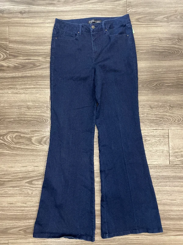 Blue Jeans Flared Clothes Mentor, Size 10